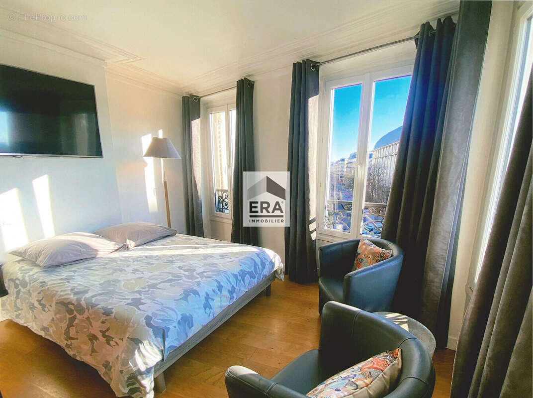 Appartement à PARIS-1E