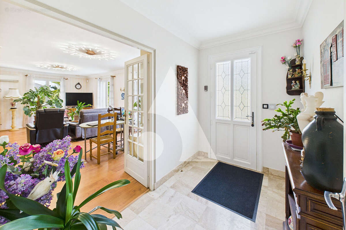 Maison à LA CHAPELLE-HERMIER