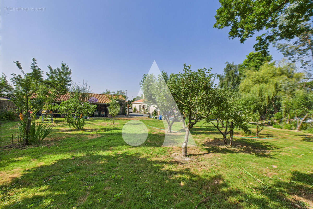 Maison à LA CHAPELLE-HERMIER