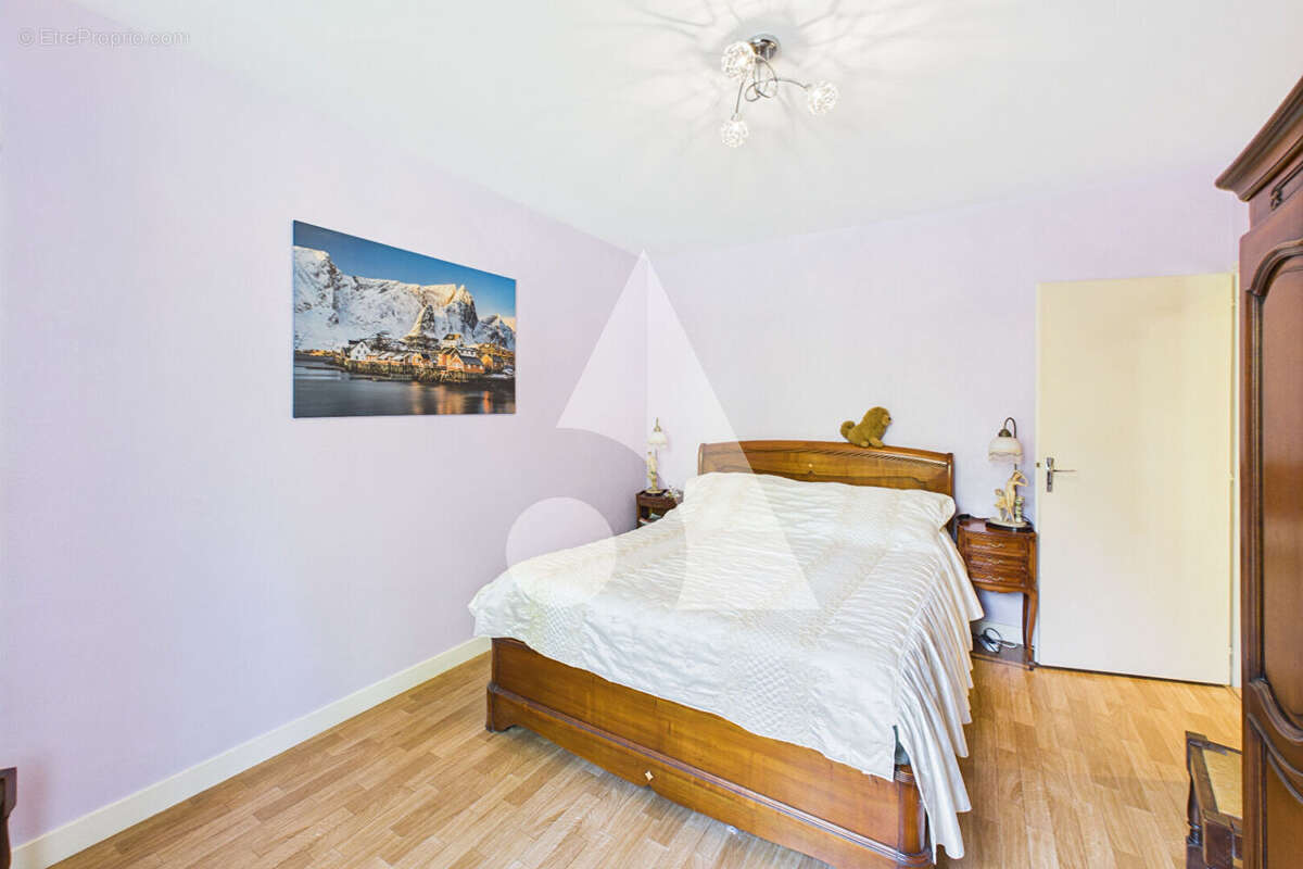 Maison à LA CHAPELLE-HERMIER