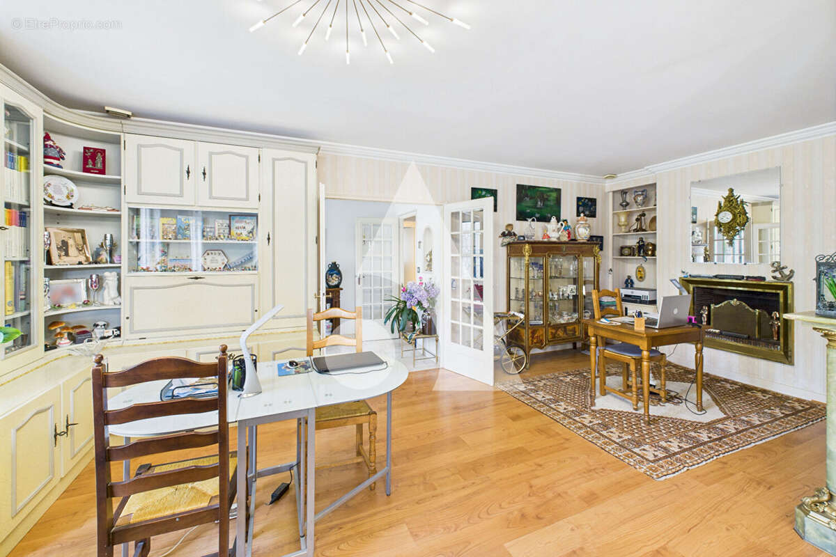 Maison à LA CHAPELLE-HERMIER