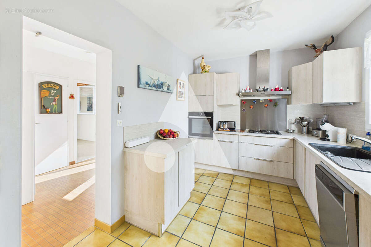 Maison à LA CHAPELLE-HERMIER