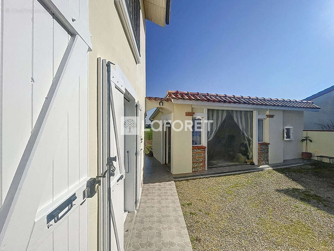 Maison à CASTELSARRASIN