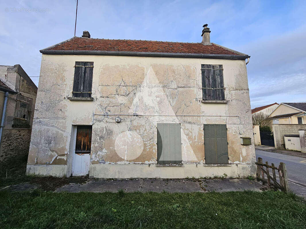 Maison à COULOMMIERS