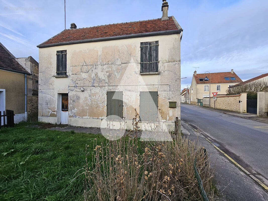 Maison à COULOMMIERS