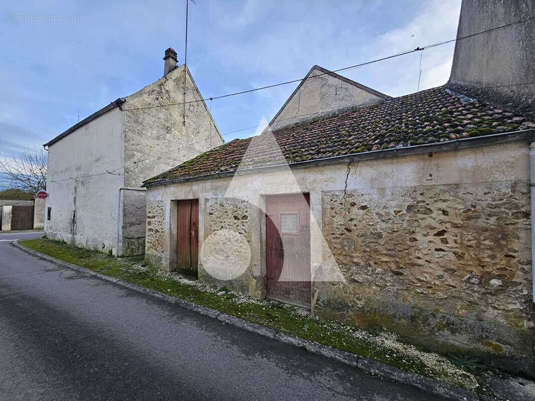 Maison à COULOMMIERS