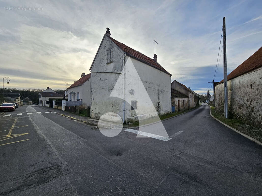 Maison à COULOMMIERS