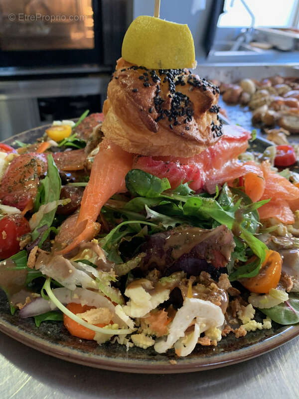 Commerce à GREOUX-LES-BAINS