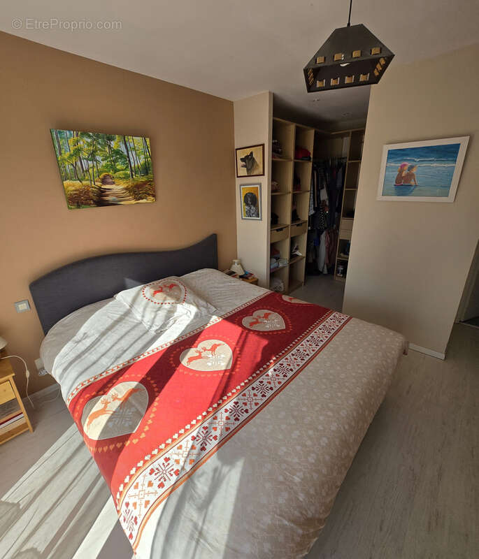 Maison à SAINT-CHARLES-LA-FORET