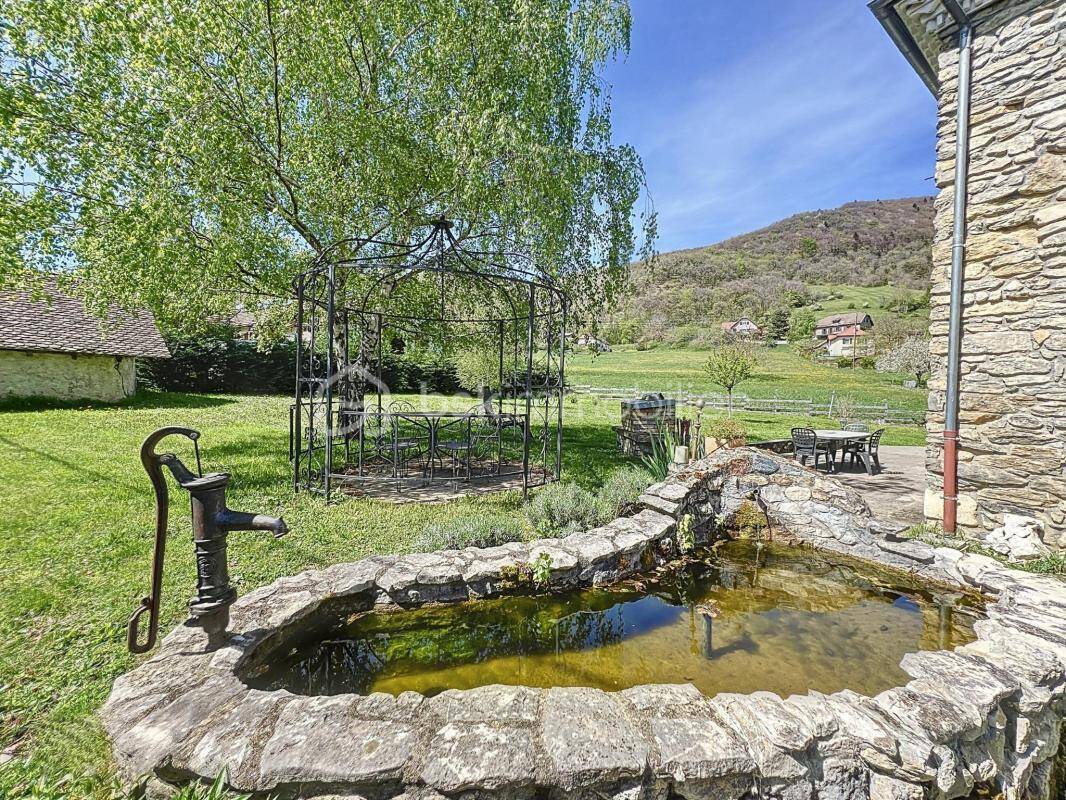 Maison à SAINT-MARTIN-DE-LA-CLUZE