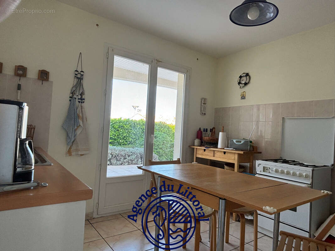 Maison à VAUX-SUR-MER