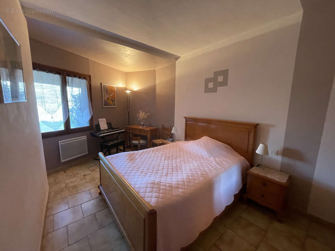 Maison à BOISSET-ET-GAUJAC