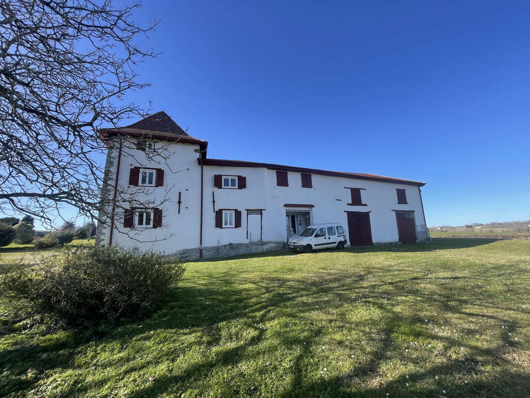 Maison à DOMEZAIN-BERRAUTE