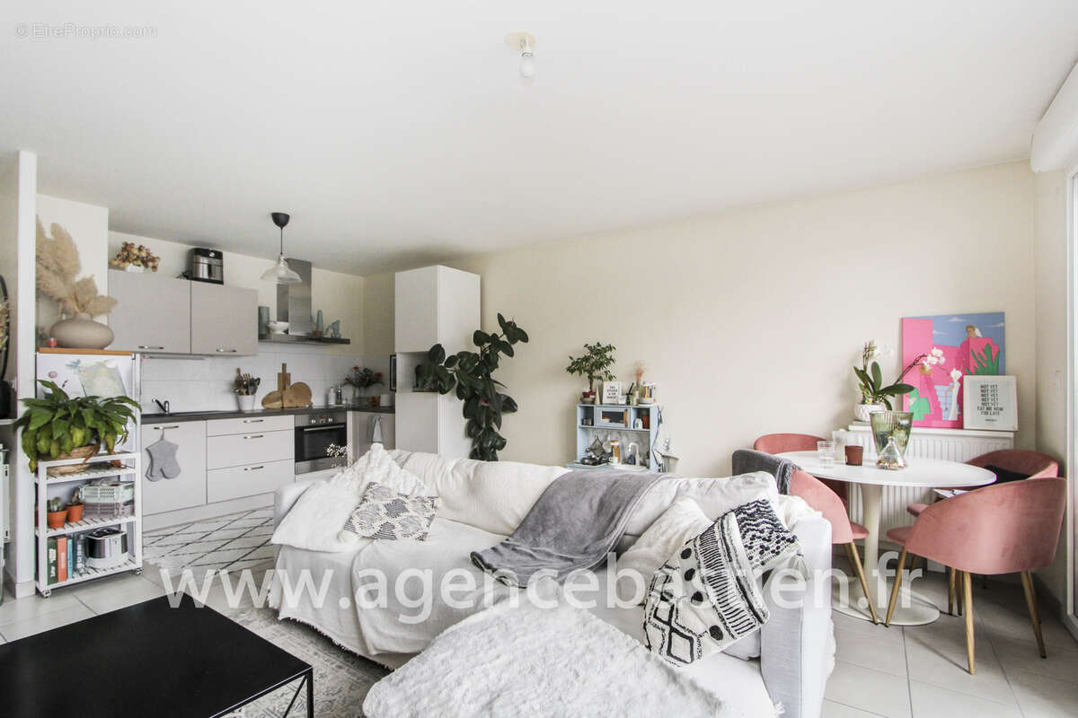 Appartement à SAINT-GENIS-POUILLY