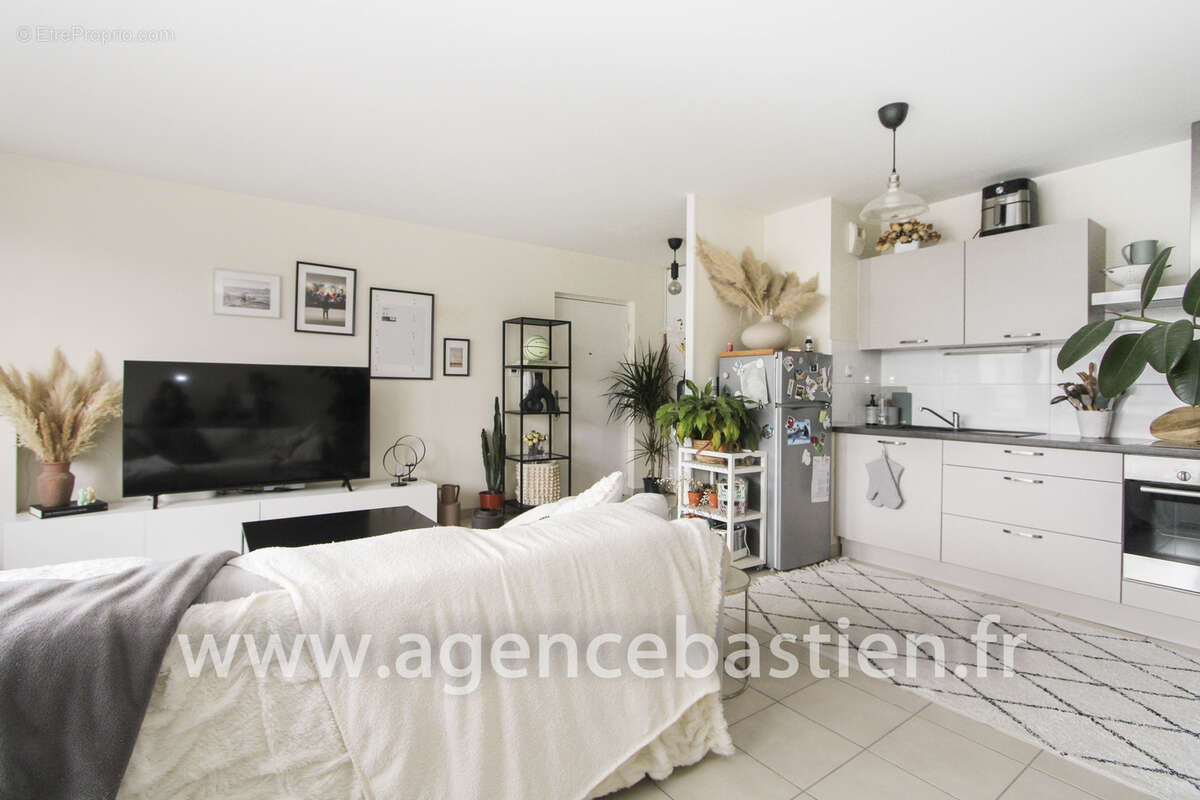 Appartement à SAINT-GENIS-POUILLY