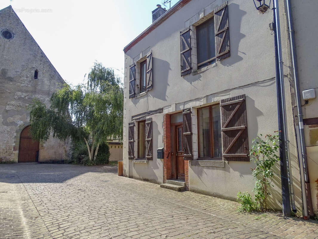 Maison à MENNETOU-SUR-CHER
