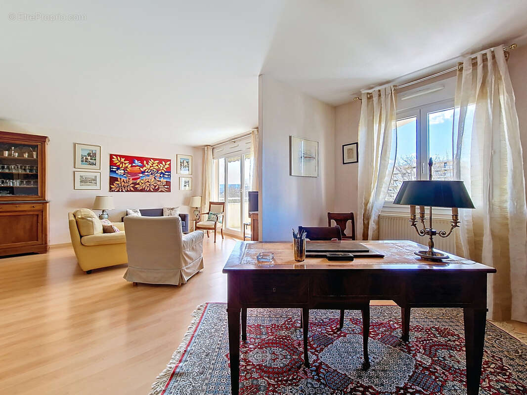 Appartement à TALANT