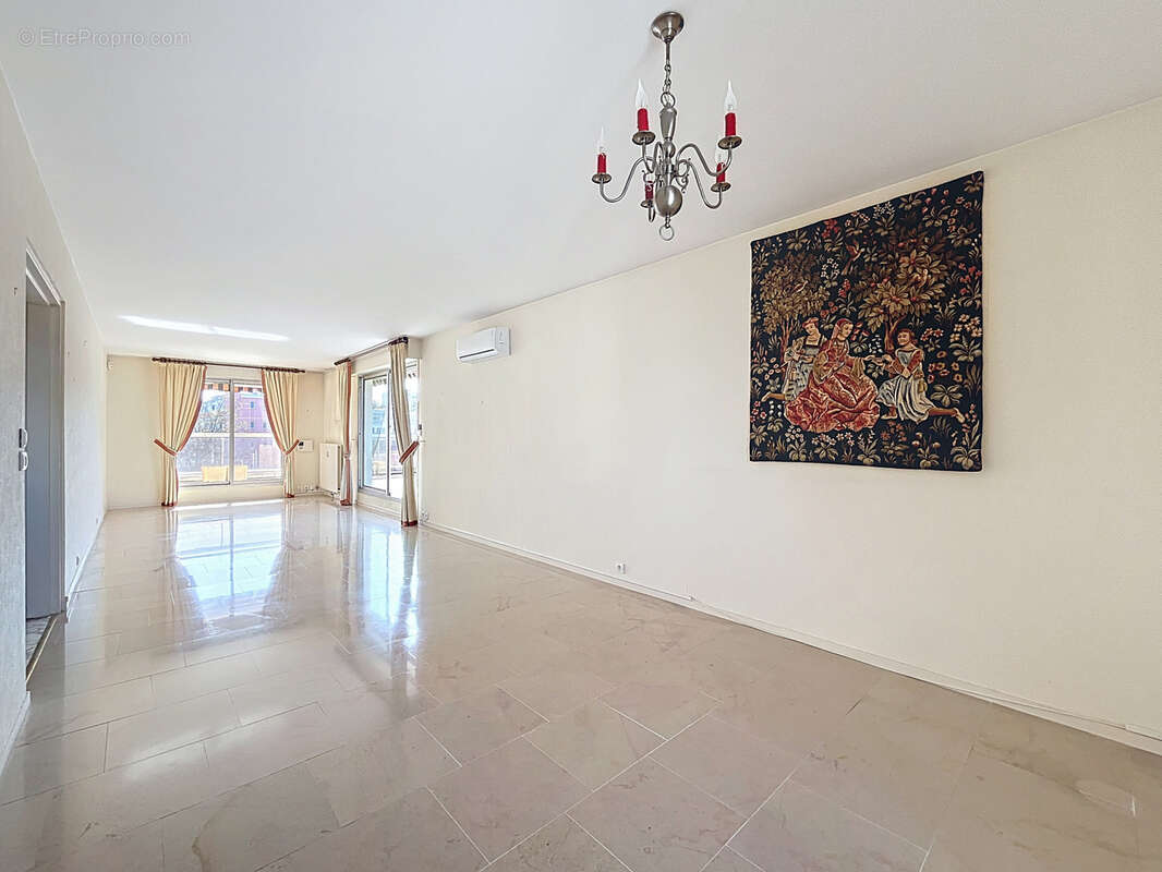 Appartement à TALANT