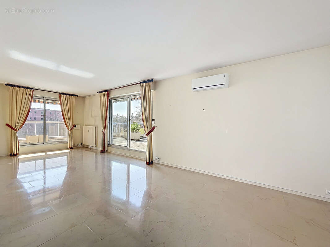 Appartement à TALANT