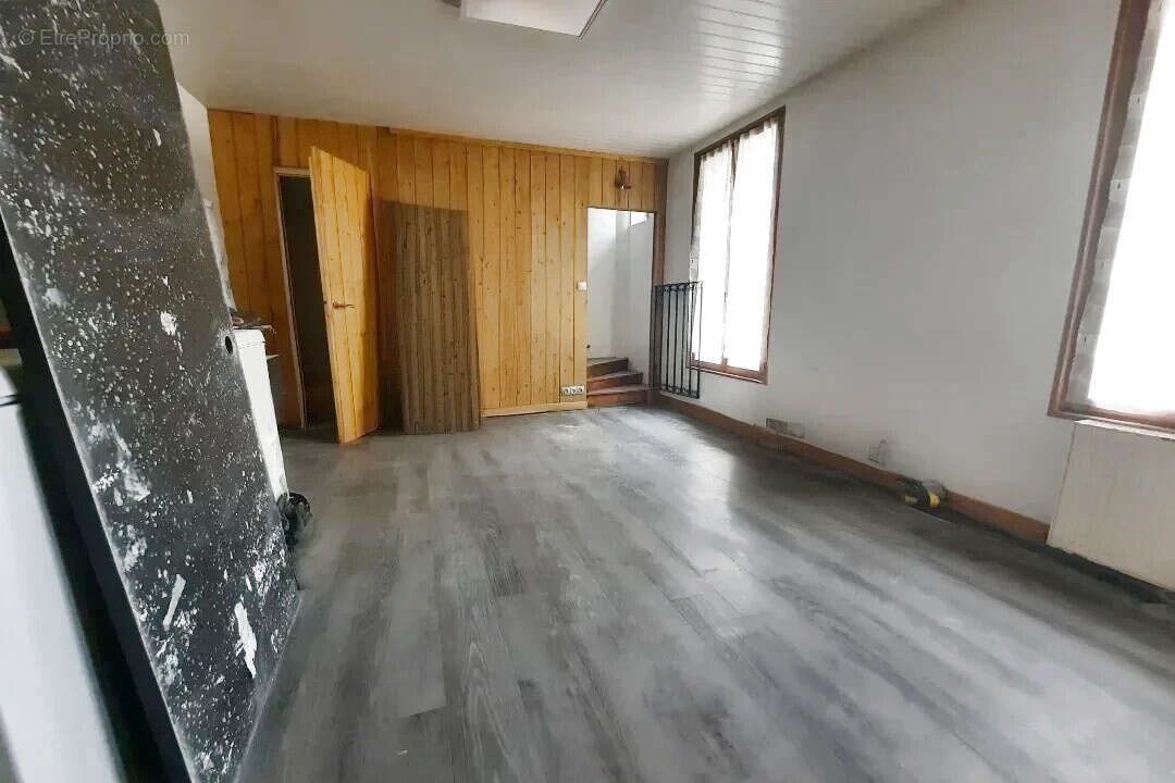 Maison à QUINCY-VOISINS