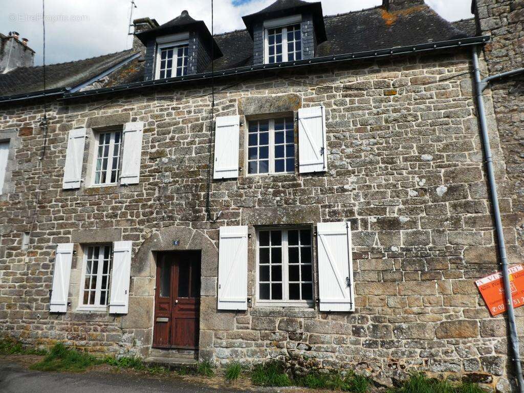Maison à GUEMENE-SUR-SCORFF