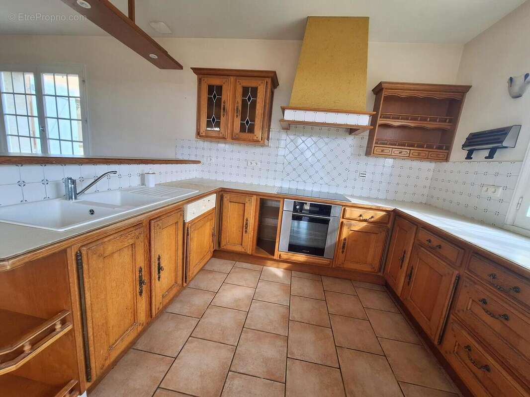 1000042869 - Maison à SAINT-JEAN-LE-COMTAL