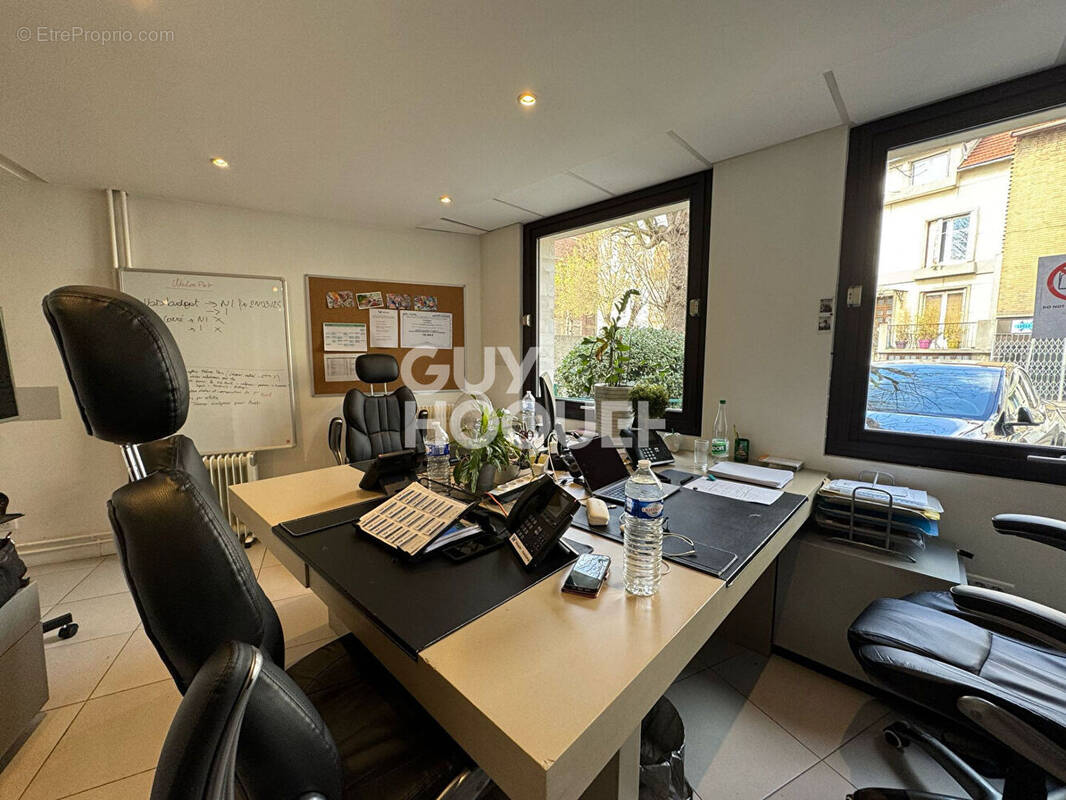 Commerce à FONTENAY-SOUS-BOIS