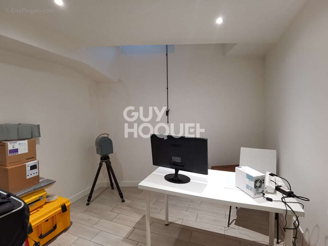 Commerce à FONTENAY-SOUS-BOIS