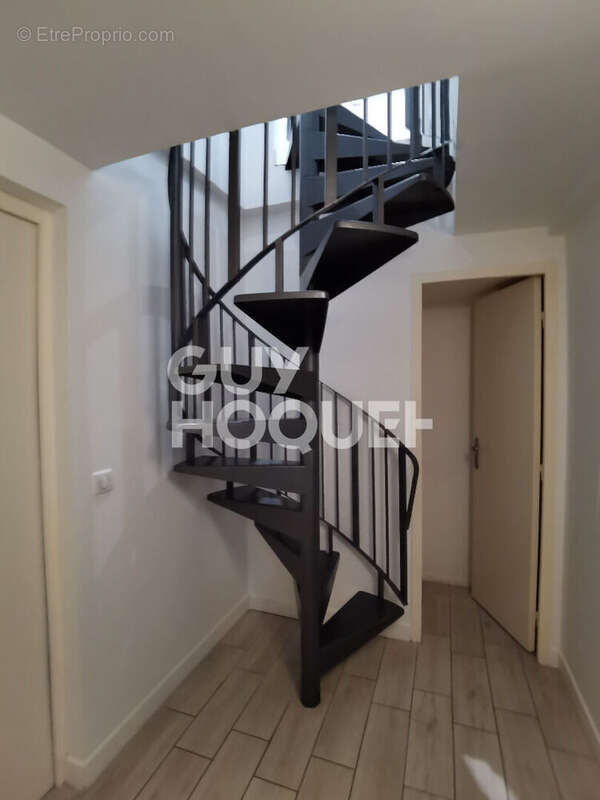 Commerce à FONTENAY-SOUS-BOIS