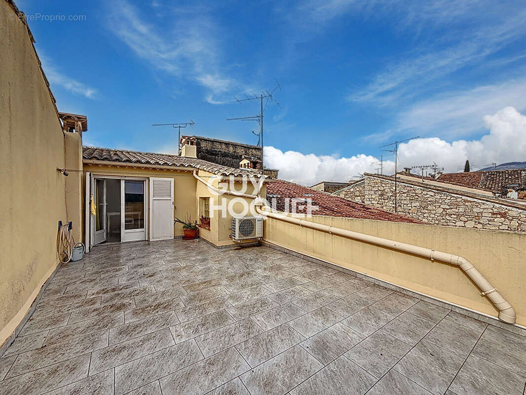 Maison à MOUANS-SARTOUX