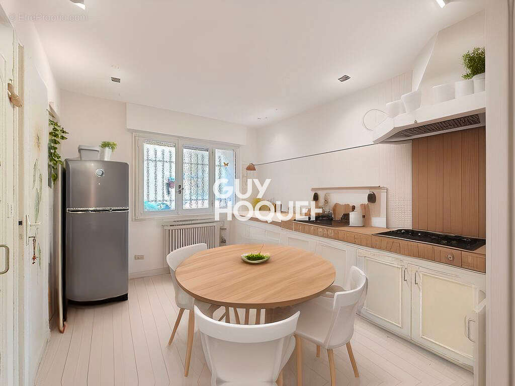 Maison à MOUANS-SARTOUX