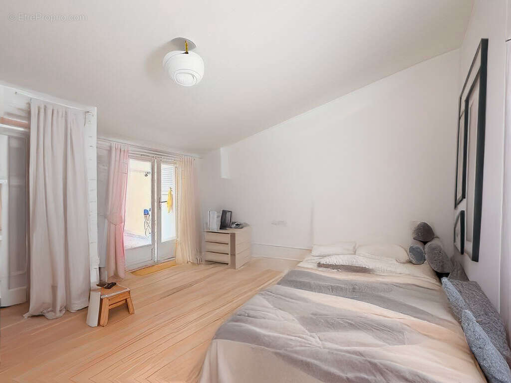 Maison à MOUANS-SARTOUX