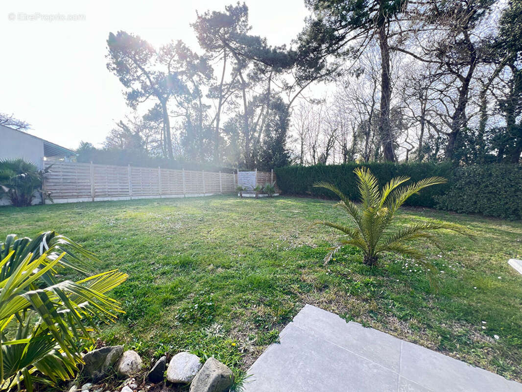 Maison à LES MATHES