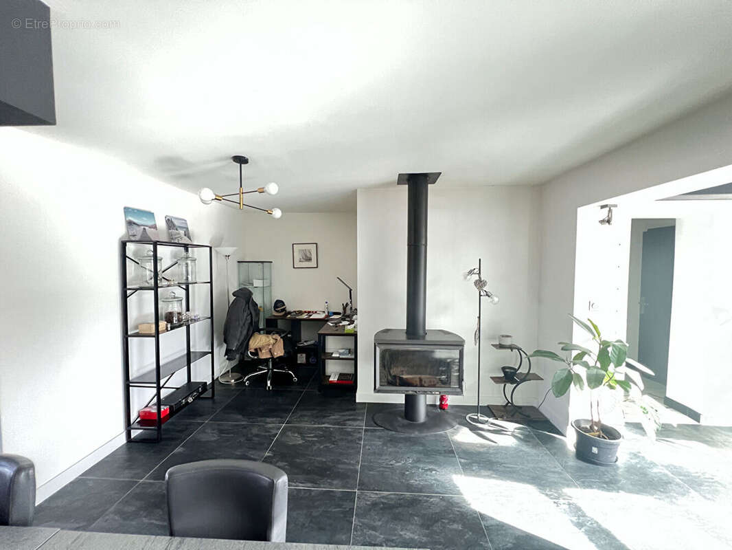 Maison à LES MATHES