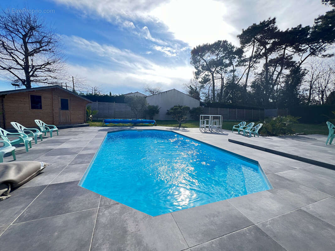 Maison à LES MATHES