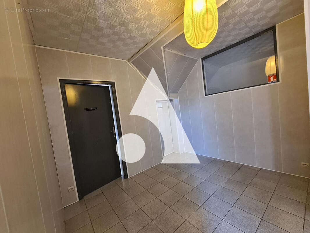 Appartement à QUINCY-VOISINS