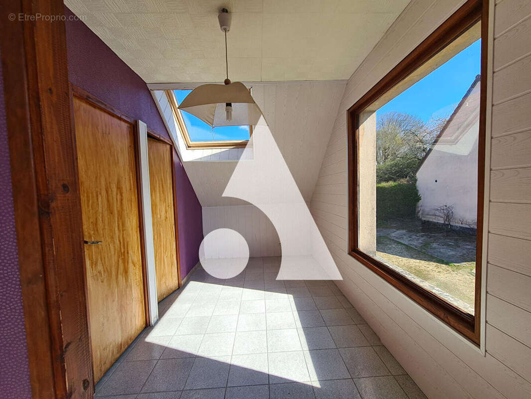 Appartement à QUINCY-VOISINS