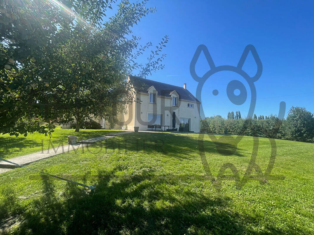 Maison à COULOMMIERS