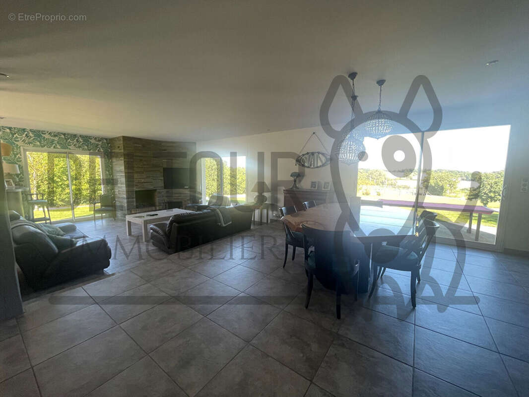 Maison à COULOMMIERS