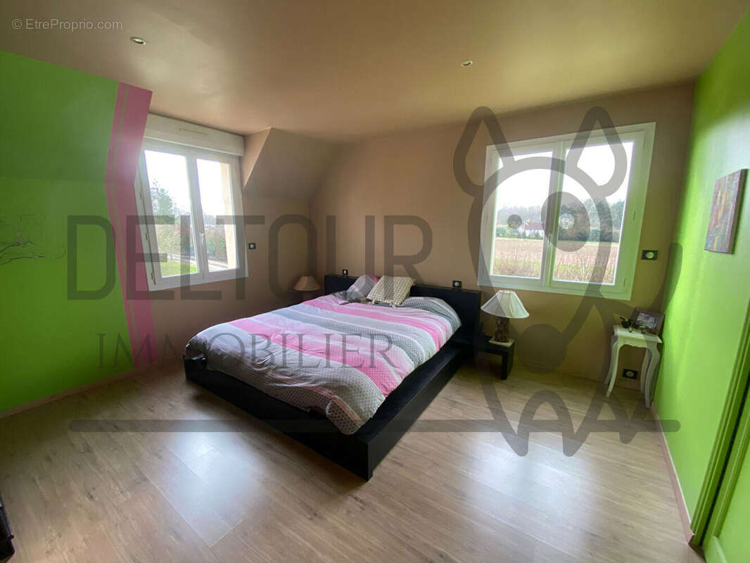 Maison à COULOMMIERS