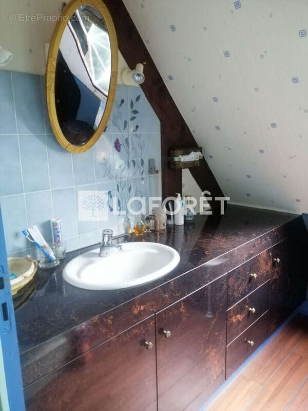 Maison à TREDREZ-LOCQUEMEAU