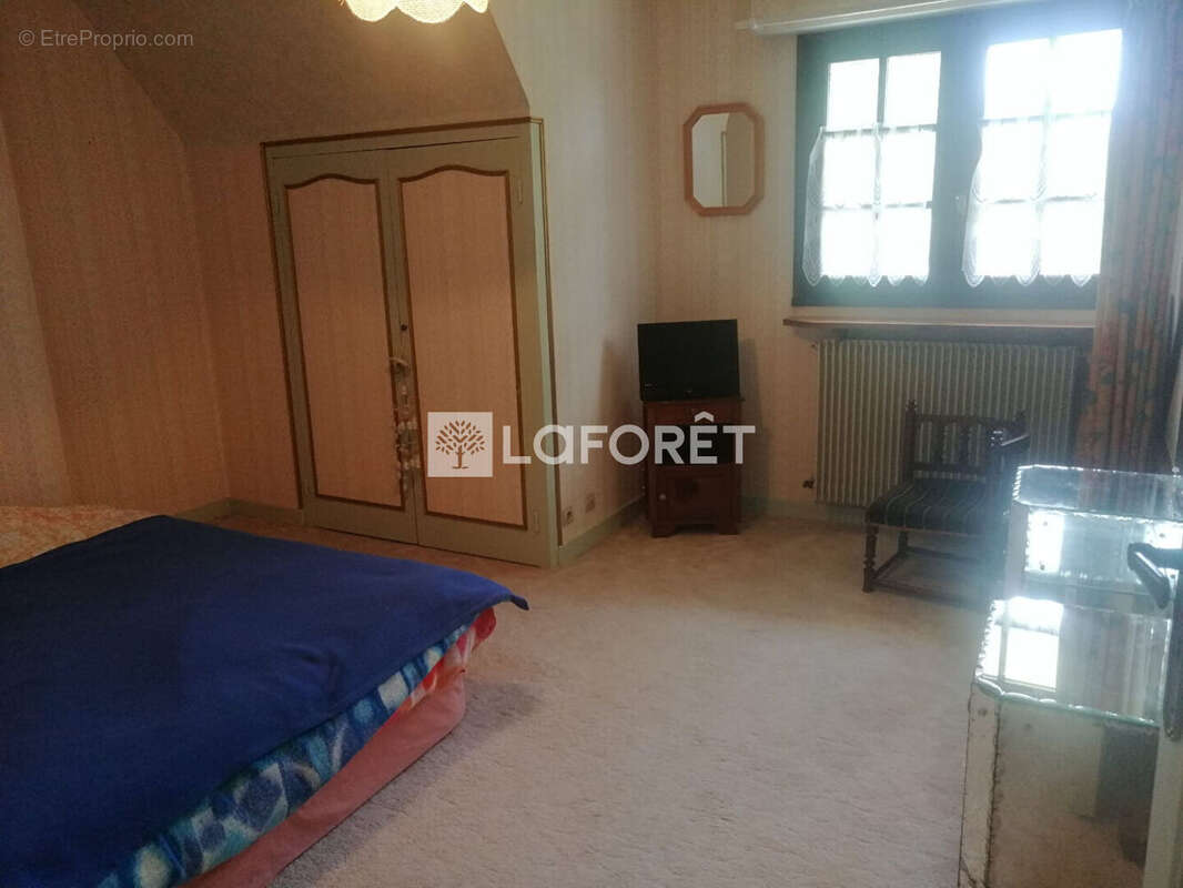 Maison à TREDREZ-LOCQUEMEAU