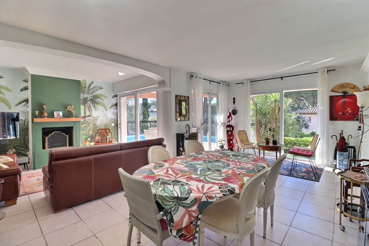 Maison à SAINT-RAPHAEL