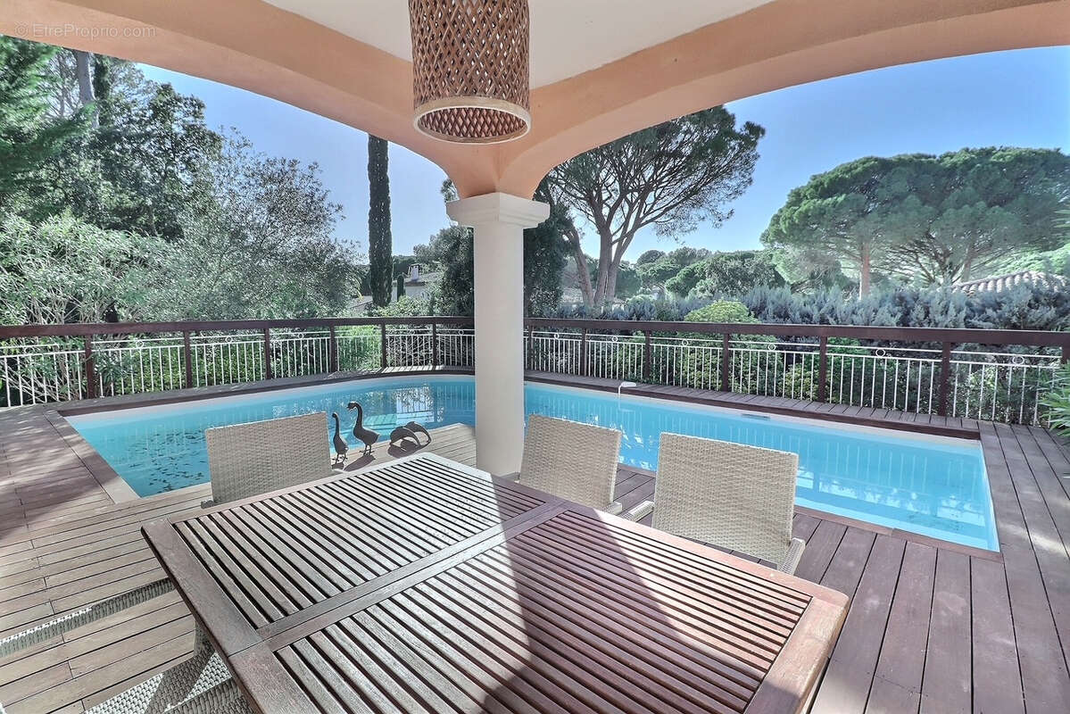 Maison à SAINT-RAPHAEL