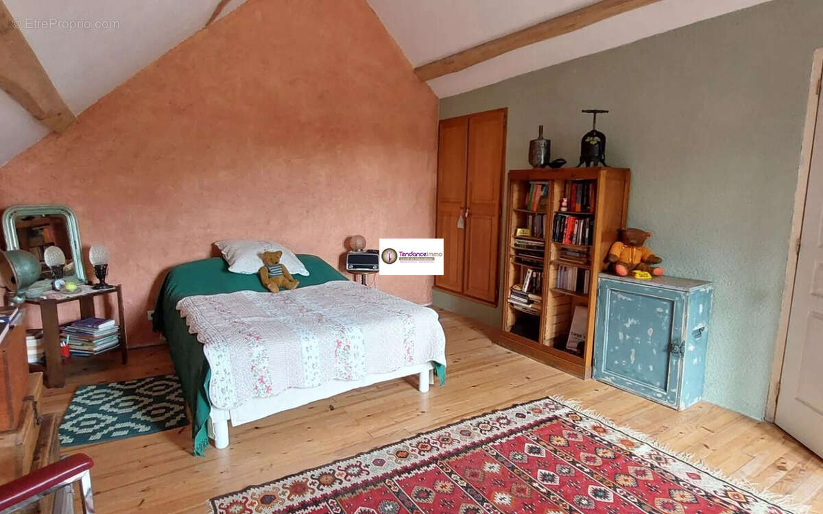 Maison à LE MELE-SUR-SARTHE