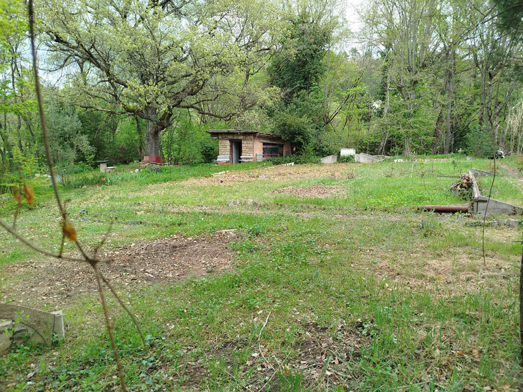 Terrain à DIGNE-LES-BAINS