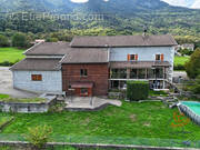 Maison à COLLONGES