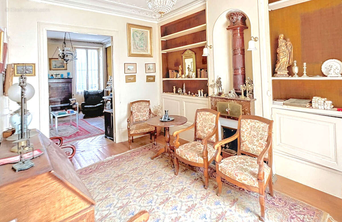 Maison à FONTAINEBLEAU