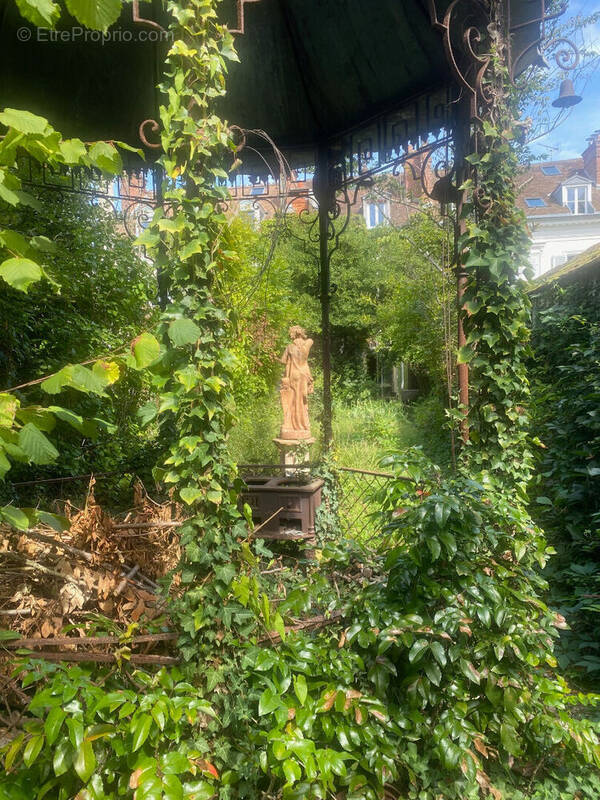 Maison à FONTAINEBLEAU