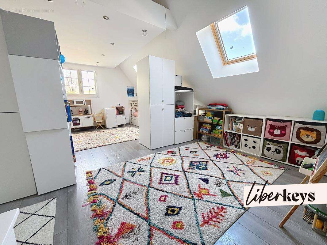 Maison à BREUX-SUR-AVRE